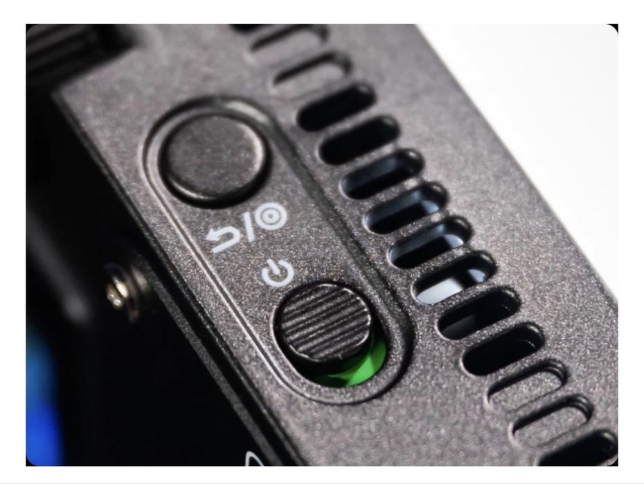 Постоянный свет Aputure Amaran Ace 25c