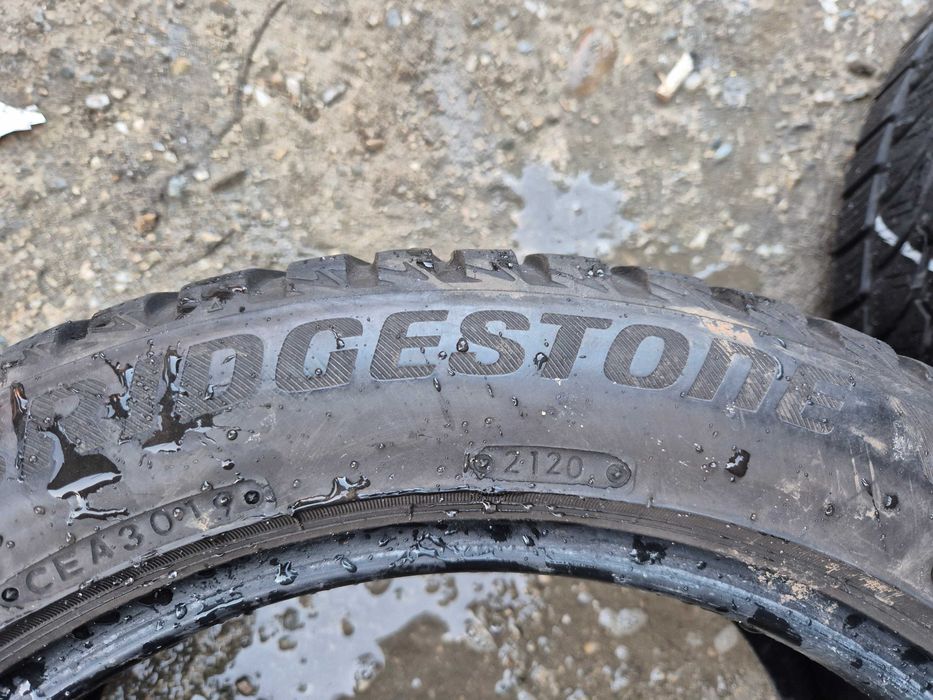 2 Anvelope M+S - 225/50/17 - Bridgestone - Stare BUNA DOT 2020