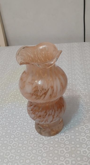 Продаю Вазу крассивую