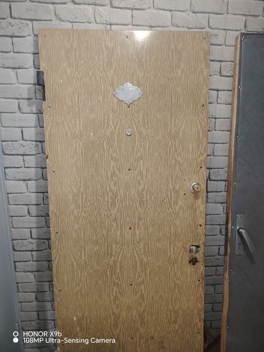 Продам входные двери,