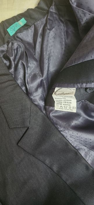Костюм почти новый