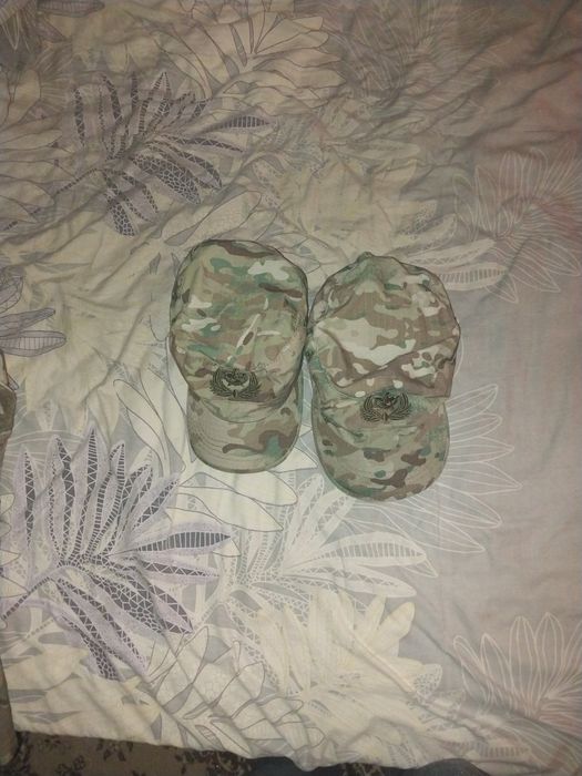 Комплект формы Мультикам и берцы. Срочно!