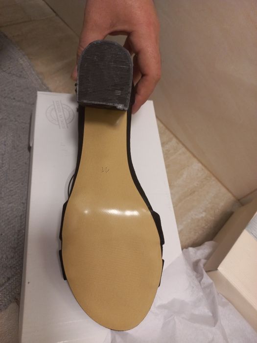 Sandale negre dama 40.5, cu bareta si toc gros