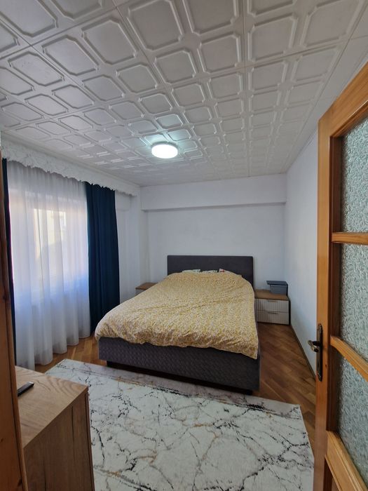 Apartament cu 3 camere