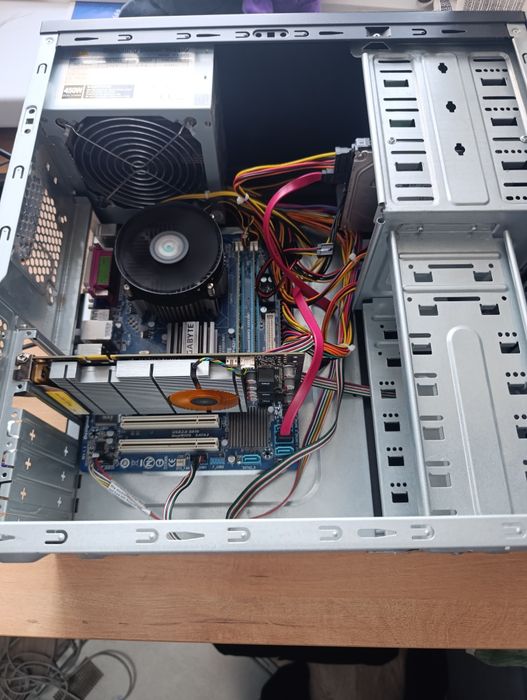 Компьютер для работы и игр не требовательных