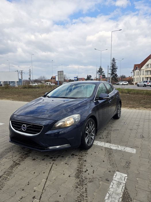 Volvo V40 2013 1.6