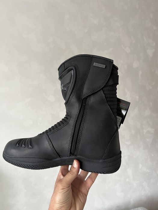 Мотоботы размер 40. Новые с этикеткой