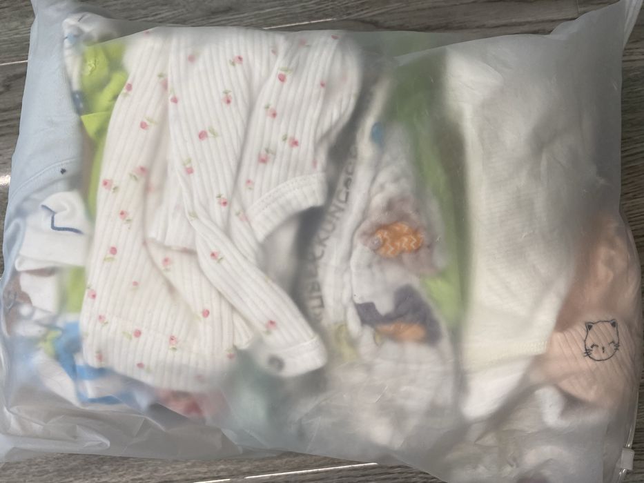 Детсая одежда, принадлежности до года