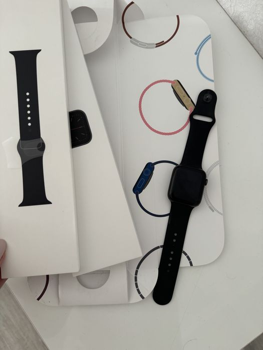 Продам apple watch 6 серия 44 мм