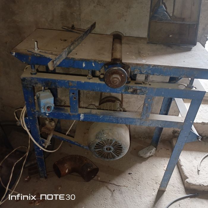 Станок для  резки доска