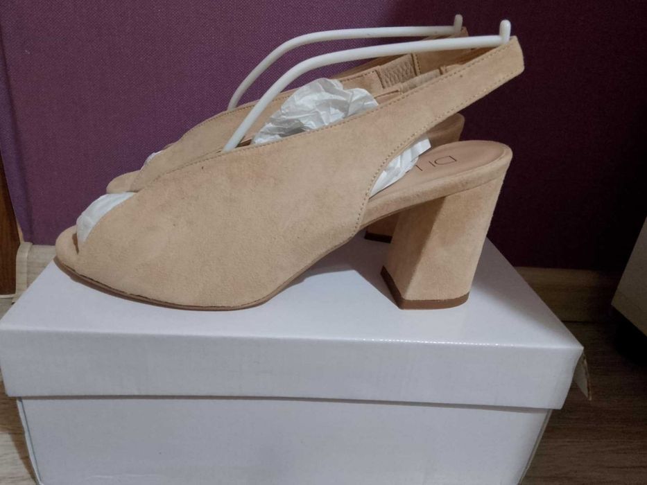 Дамски обувки естествен велур и естествена кожа