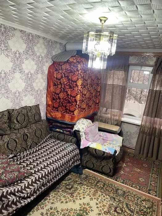 Продаю квартиру 3/5/5 учтепа 24 квартал.