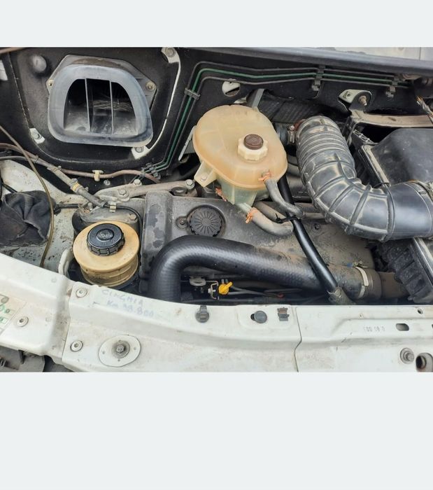 Motor master 2.8 dti 2002