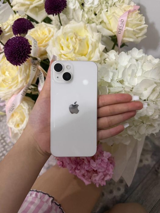 iPhone 14, память 256, аккумулятор 74%