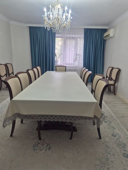 Продам стол 5 метровый
