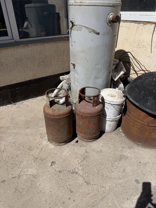 Газовый балон маленький 2000 тг