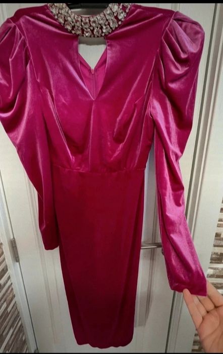 Rochie midi nouă cu diamante