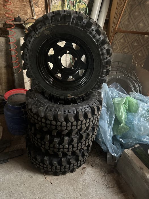 Jante + cauciucuri suzuki vitara/jimny stare perfecta