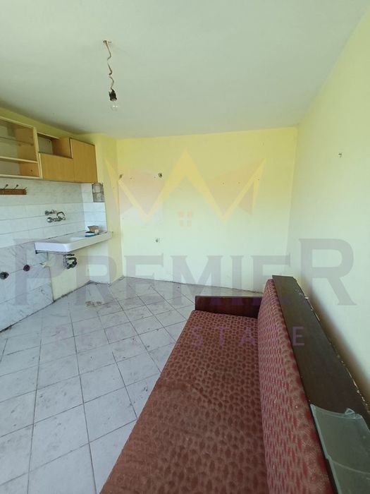 Продава се Къща в с. Стожер, Област Добрич - 100 кв.м за 700 €/кв.м - Снимка #9