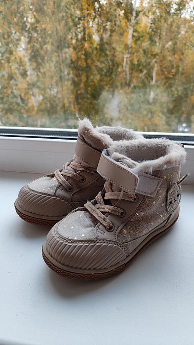 Осенние ботинки на девочку