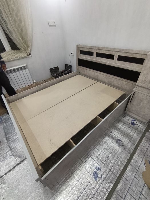 Mebel spalniy garniytur