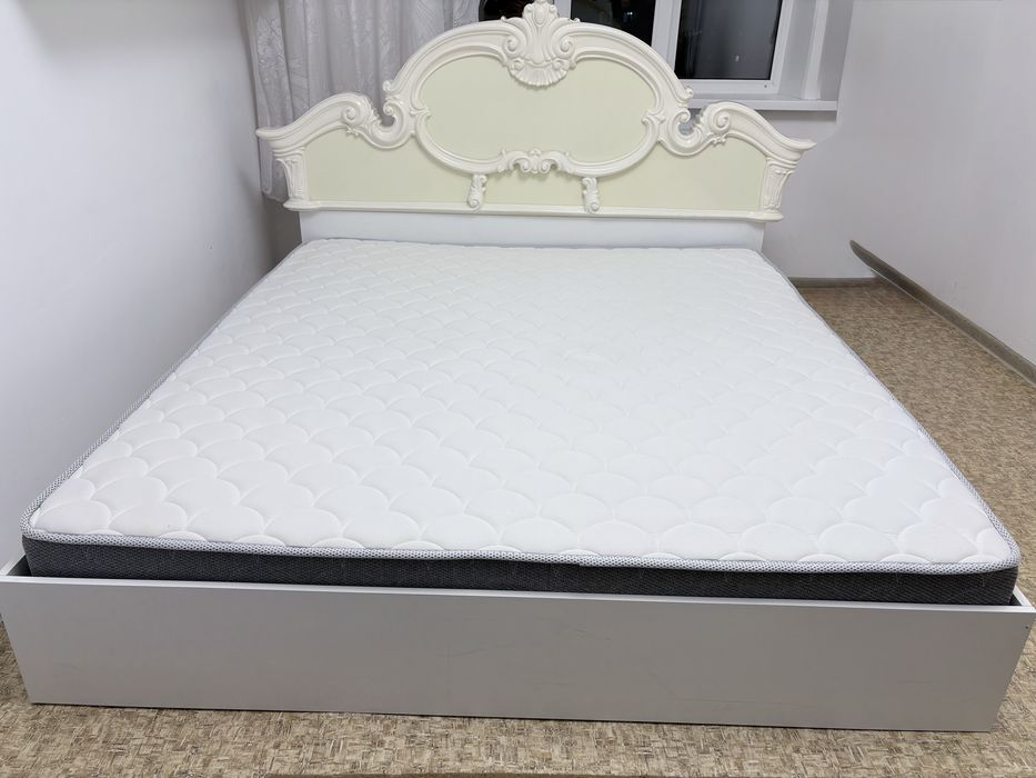 Срочно продам, двуспальную кровать!