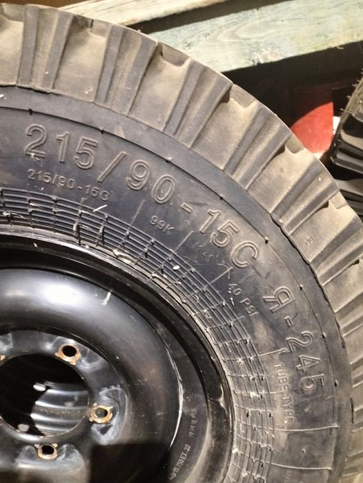 Продаю шины с диском