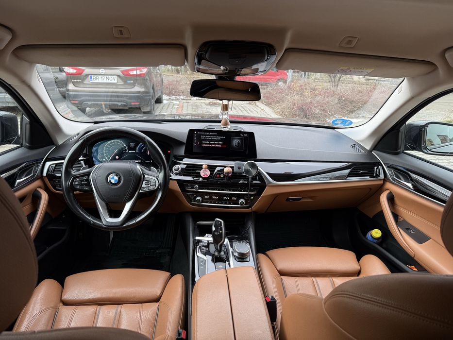 BMW G30 2018, 530e Hibrid