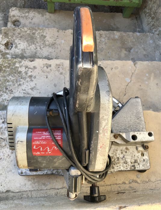 потапящ циркуляр-пендула, мощност 1200 W, Германия