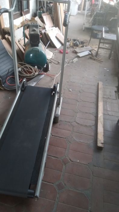 Продаётся беговая дорожка