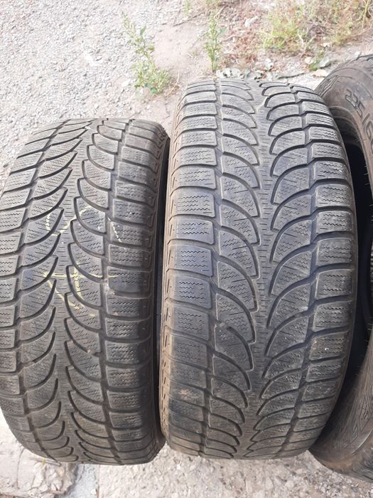 Продам шины 235/60/16 нокиа бриджистон