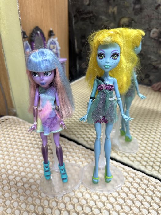 Продам кукол монстр хай!