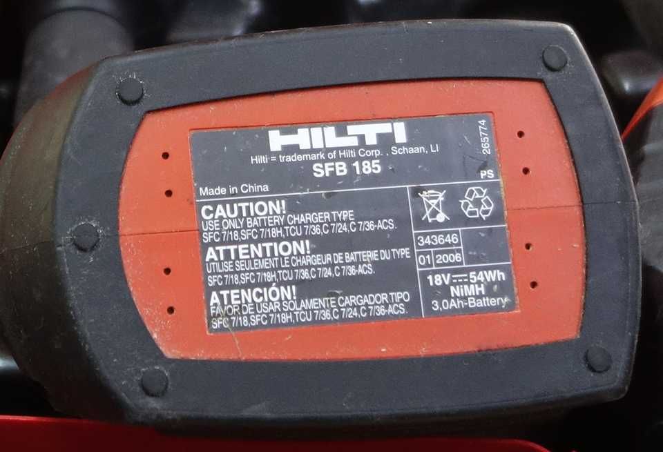 Винтоверт 2батерии зарядно куфар