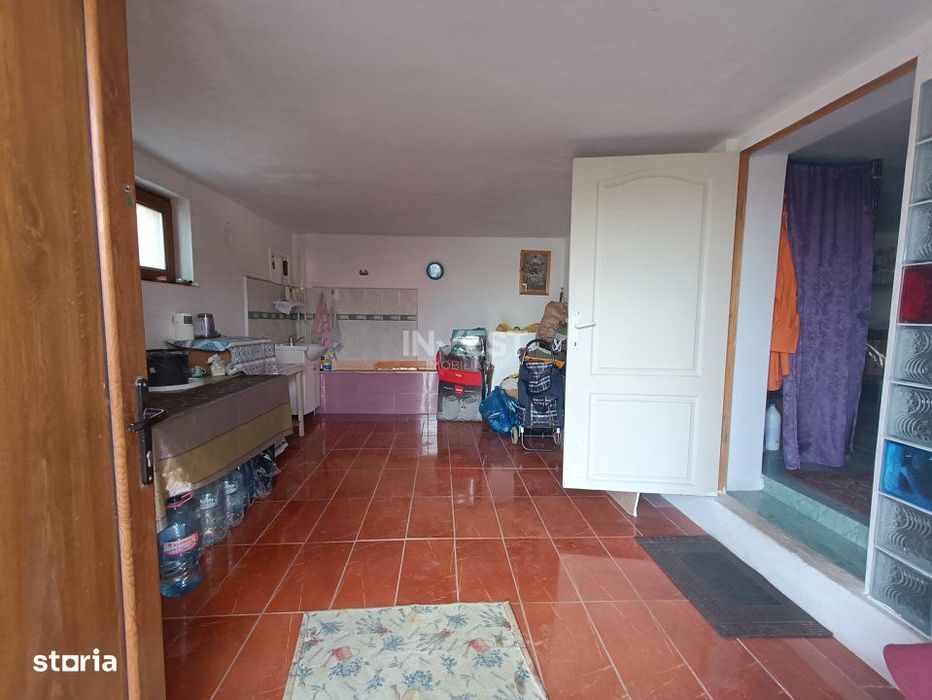Casa S+P+1E, 185mp Utili, 5 camere, la strada principala -  TOMESTI
