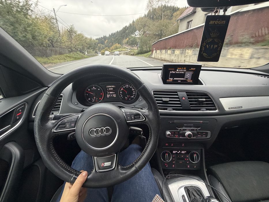 AUDI Q3 2015 — imagine 3