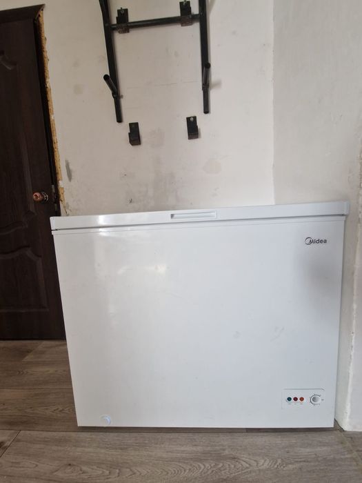 Морозильник мидеа 250.литр