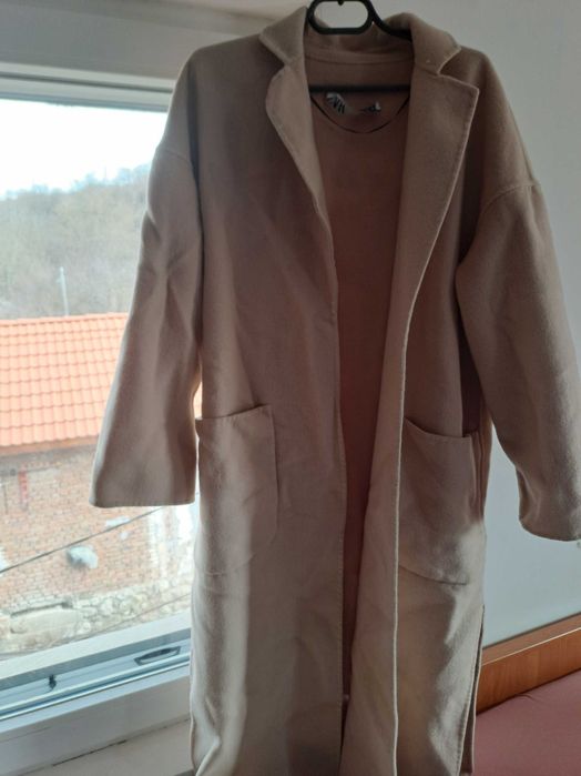 Дълго палто ZARA Размер: M