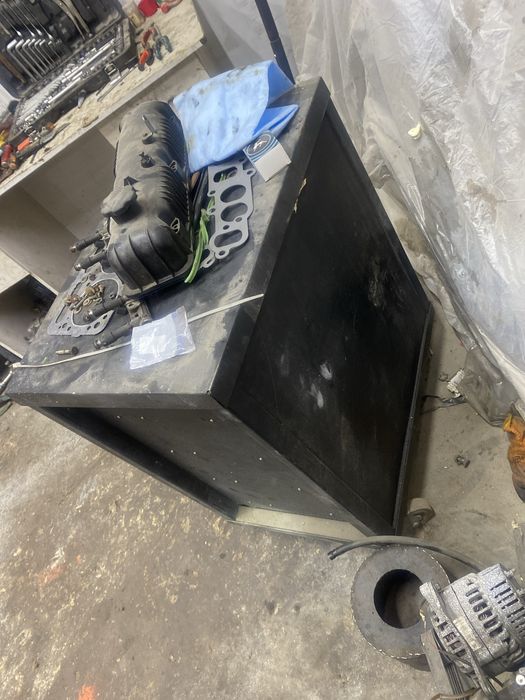 Стол для сто инстурмент