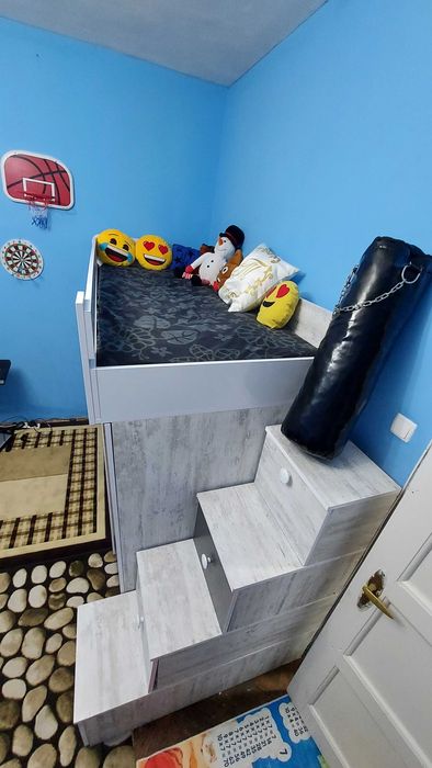 СПЕШНО Детско легло и бюро