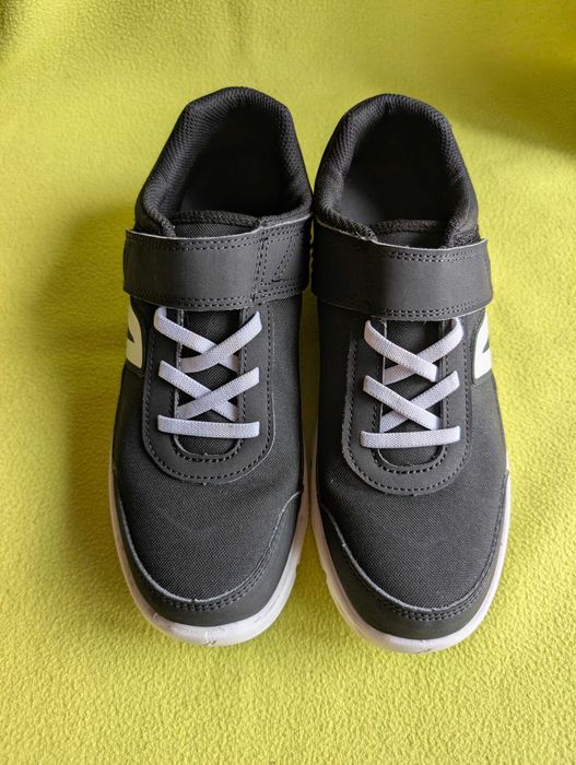 Маратонки номер 39