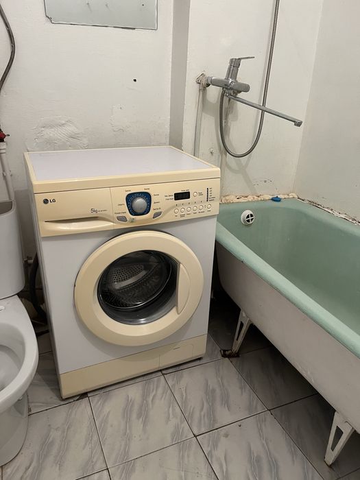 Продам  автомат машинку ……………………..