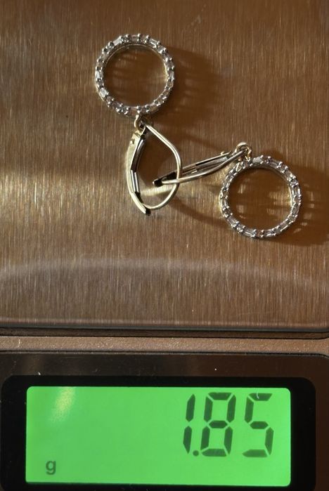 Set lantisor cu pandativ si cercei din aur si diamante