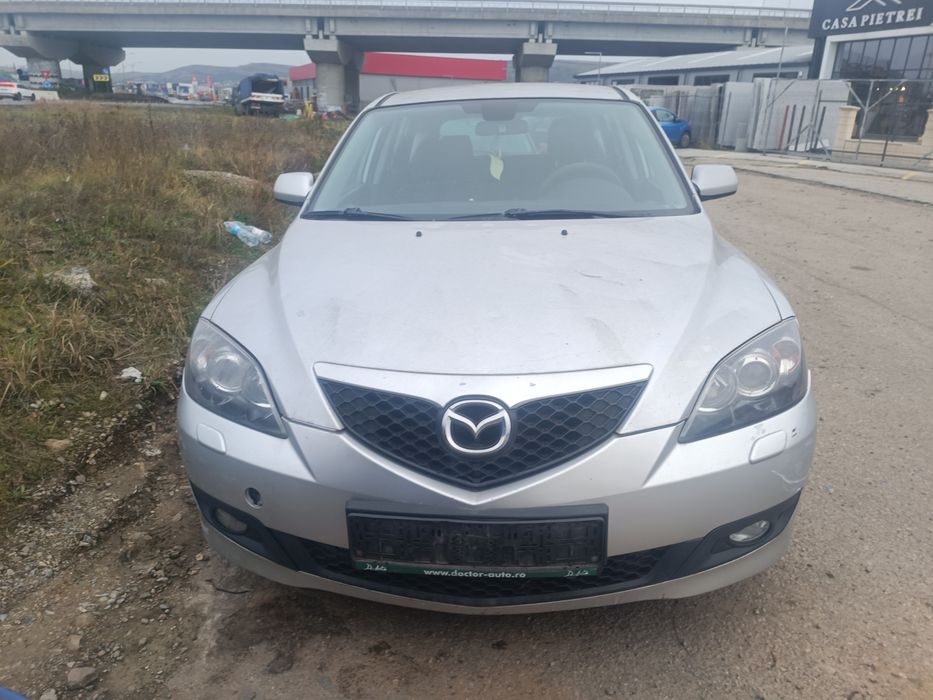 Dezmembram Mazda 3, an 2008, motor 1.6 d