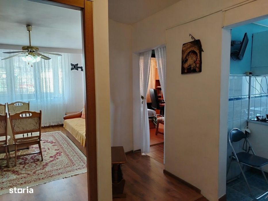cv 59 Al.Rotunda, apartament 2 camere decomandat, etaj intermediar