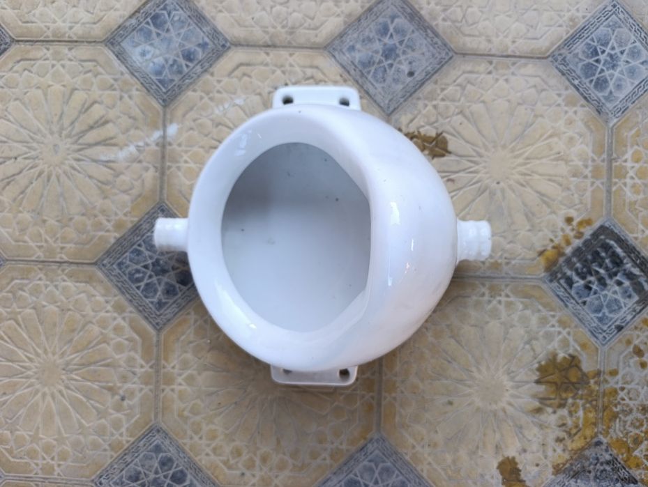 Писуар для туалет
