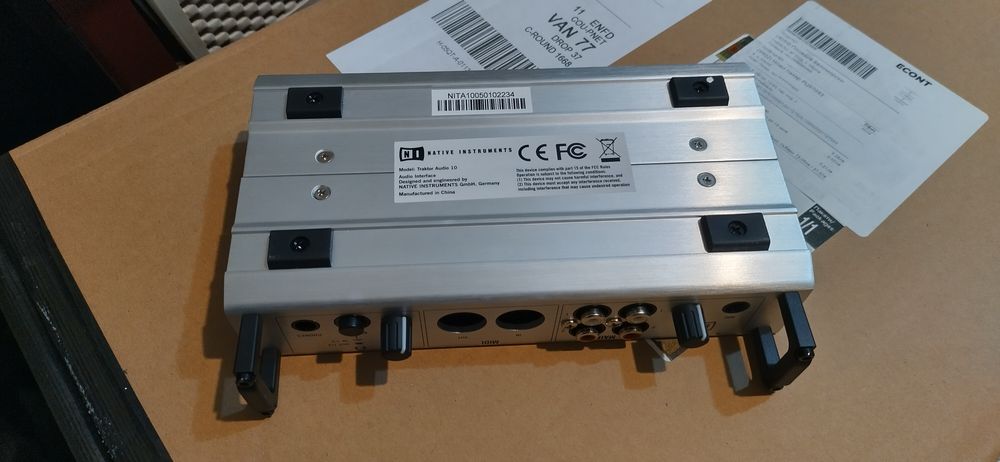 Native Instruments traktor scratch audio10