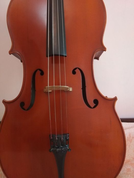 Виолончель немецкая,полный,4/4,КОНЦЕРТНЫЙ ИНСТРУМЕНТ,великолепный звук