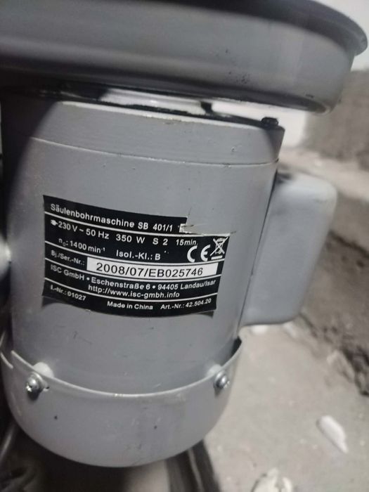 Настолна бормашина със менгеме.
400W / 1400 об.мин
Комплект с менгеме
Отрезната машина за плочки е предназначена за линейно рязане на плочки,
