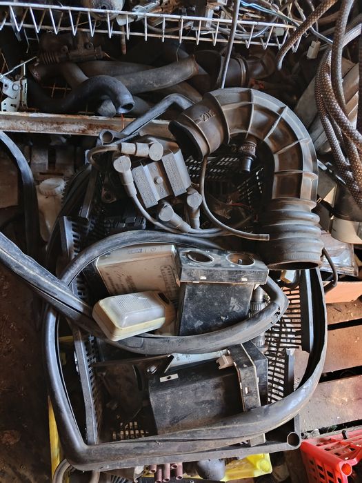 Запчасти ваз. Полка, модуль, коллектор.