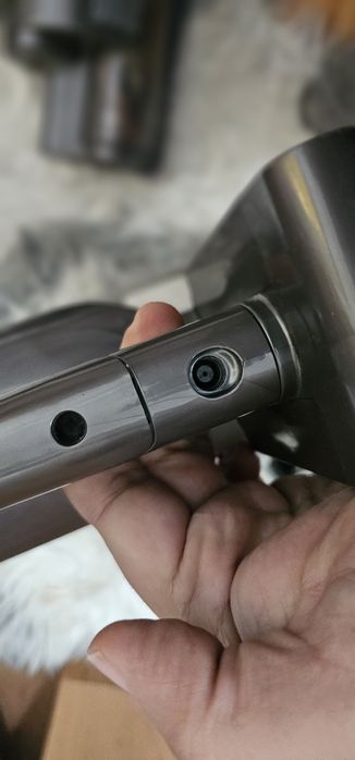 Прахосмукачки dyson dc45 и dyson sv10